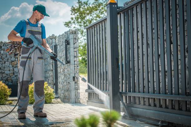 Best Vinyl Siding Pressure Washing in Waupaca, WI